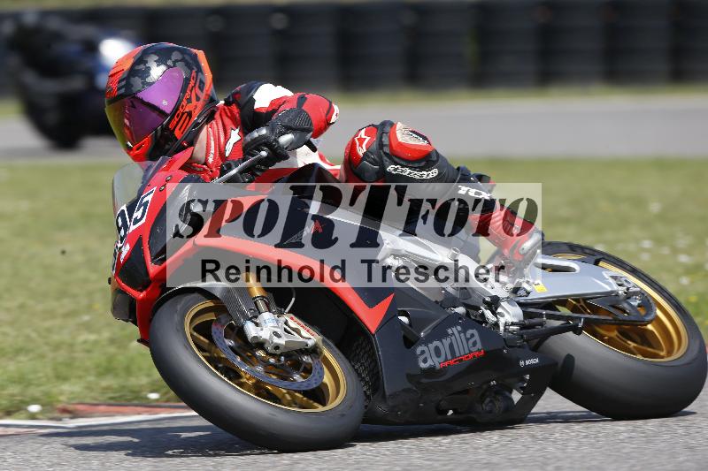 /45 10.08.2025 Plüss Moto Sport ADR/Einsteiger/595